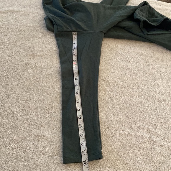 Madewelll from Bloomingdale’s olive oversized greenish cozy thick stretchy tee - Picture 15 of 15